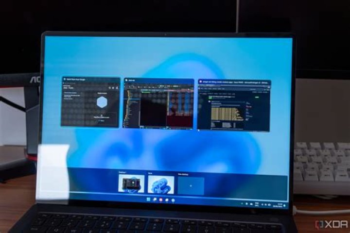 Can I legally build and sell desktops with Ubuntu pre-installed?