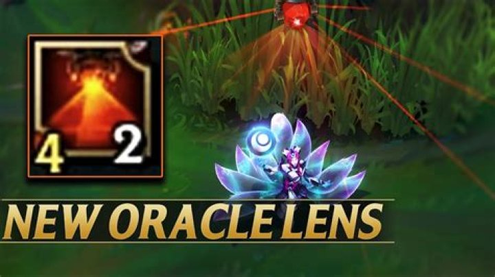 Can the enemy see your oracle lens?