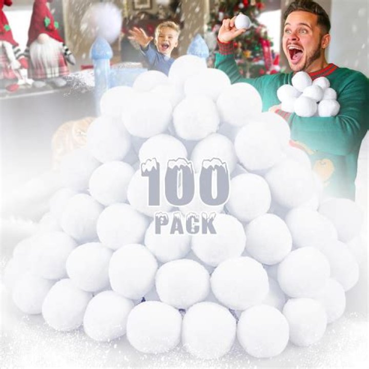 Can you make snowballs deal damage using command blocks?