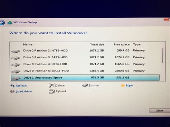How to partition disk in Ubuntu and then install Windows 7?