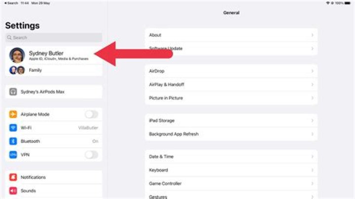How to unsync two folders?