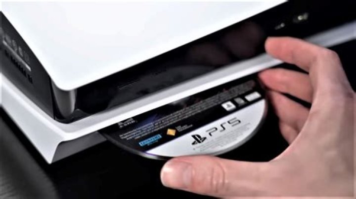 PS3 needs long warm-up before it can read game disks