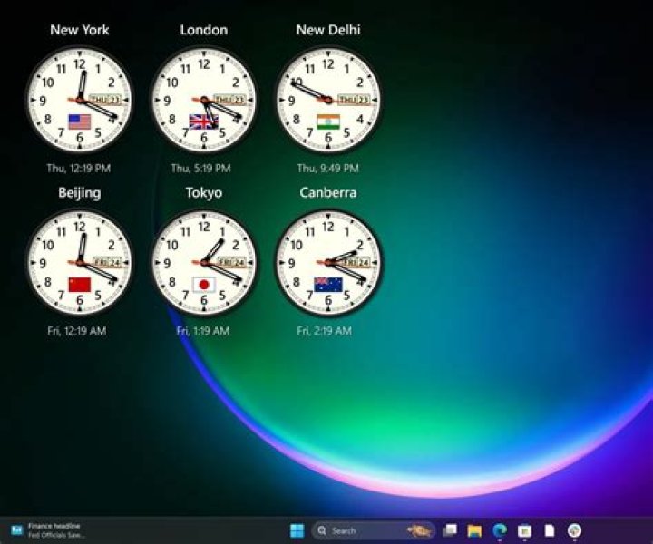 Ubuntu live world clock app as desktop wallpaper or widget possible?