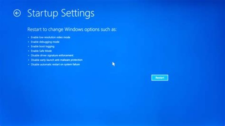 Unable to boot Windows 10 installer in Legacy Mode