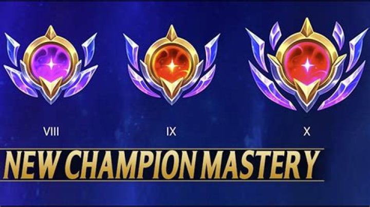 What makes an effective 5v5 team composition in League of Legends?