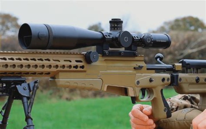 Which sniper scope has the highest zoom and where is it found?